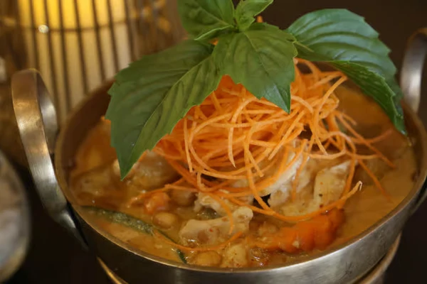 MASSAMAN CURRY