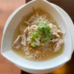 CHICKEN NOODLE SOUP