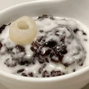 Black Sticky Rice Topped with Coconut Milk