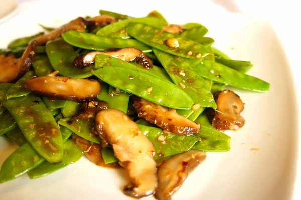 SNOW PEAS